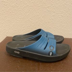 Oofos Ooahh Recovery Slide Sandals Size: W-5 M-3